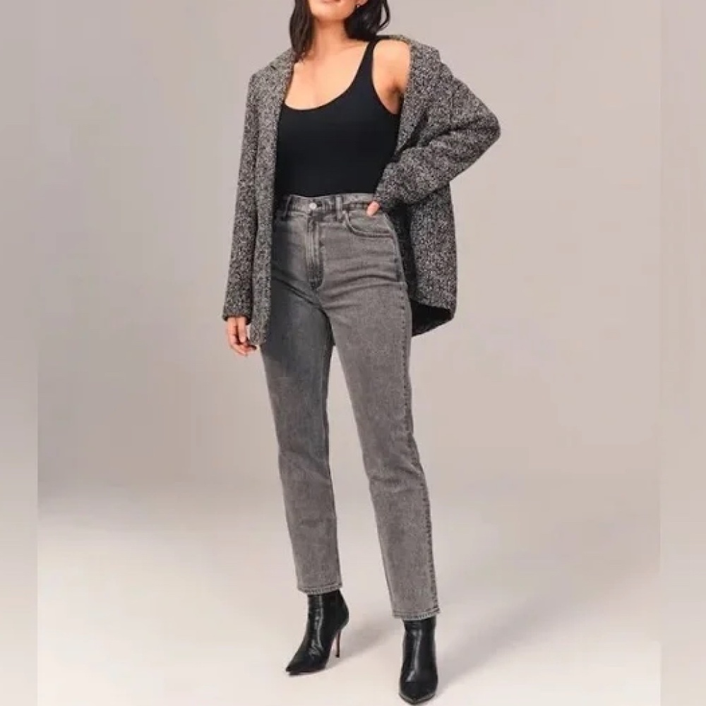 Abercrombie & Fitch The Ankle Straight Ultra High Rise Curve Love Jean Size 27